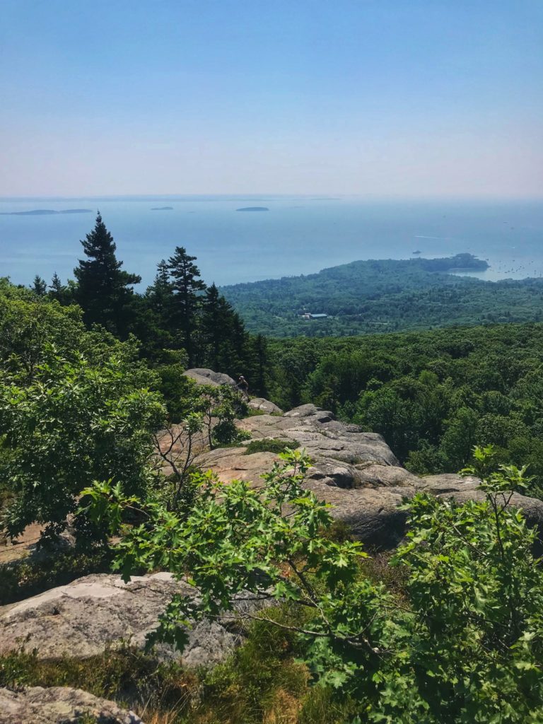 Ocean Lookout on Mount Megunticook in Camden Hills - Free Hike | reallifewithdad.com